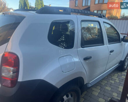 Белый Рено Дастер, объемом двигателя 1.46 л и пробегом 251 тыс. км за 9200 $, фото 2 на Automoto.ua