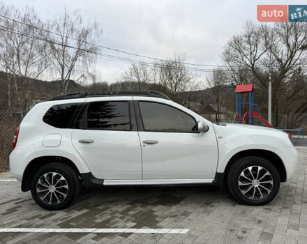 Белый Рено Дастер, объемом двигателя 1.5 л и пробегом 218 тыс. км за 9500 $, фото 9 на Automoto.ua