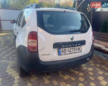 Белый Рено Дастер, объемом двигателя 1.46 л и пробегом 251 тыс. км за 9200 $, фото 3 на Automoto.ua