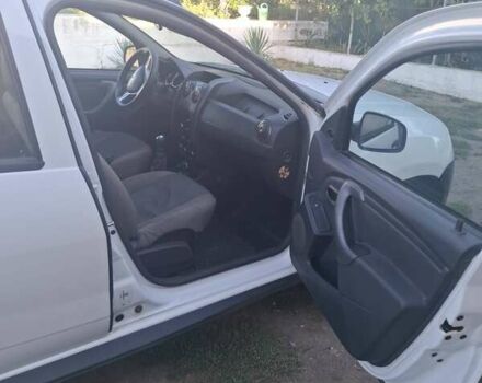 Белый Рено Дастер, объемом двигателя 1.46 л и пробегом 150 тыс. км за 14500 $, фото 6 на Automoto.ua