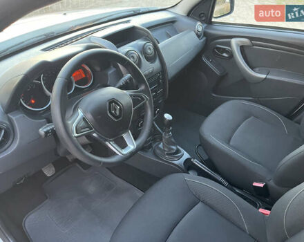 Белый Рено Дастер, объемом двигателя 1.46 л и пробегом 158 тыс. км за 9900 $, фото 43 на Automoto.ua