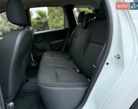 Белый Рено Дастер, объемом двигателя 1.46 л и пробегом 165 тыс. км за 9500 $, фото 32 на Automoto.ua