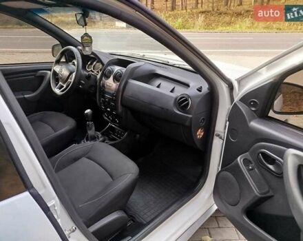 Білий Рено Дастер, об'ємом двигуна 1.46 л та пробігом 217 тис. км за 9300 $, фото 14 на Automoto.ua