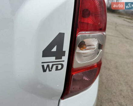 Белый Рено Дастер, объемом двигателя 1.46 л и пробегом 203 тыс. км за 9950 $, фото 18 на Automoto.ua