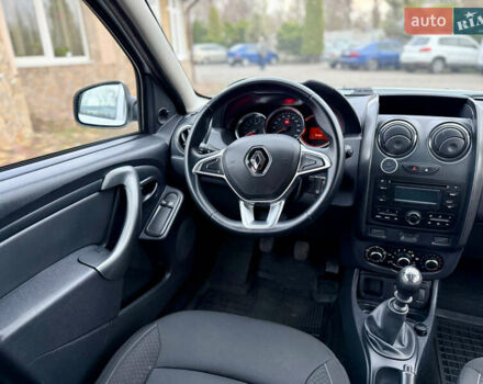 Белый Рено Дастер, объемом двигателя 1.46 л и пробегом 163 тыс. км за 10700 $, фото 24 на Automoto.ua