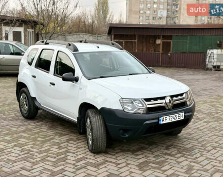 Белый Рено Дастер, объемом двигателя 1.46 л и пробегом 165 тыс. км за 9500 $, фото 1 на Automoto.ua