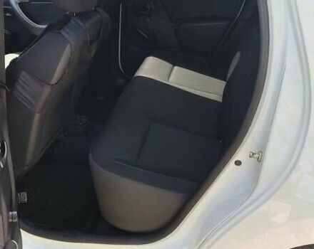 Белый Рено Дастер, объемом двигателя 1.5 л и пробегом 129 тыс. км за 11500 $, фото 6 на Automoto.ua