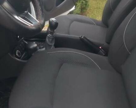 Белый Рено Дастер, объемом двигателя 1.46 л и пробегом 272 тыс. км за 12950 $, фото 28 на Automoto.ua