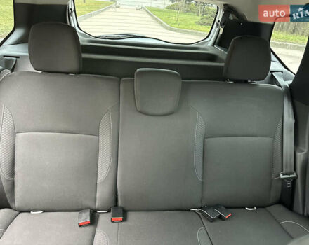 Белый Рено Дастер, объемом двигателя 1.46 л и пробегом 294 тыс. км за 9500 $, фото 21 на Automoto.ua