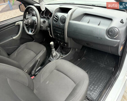 Белый Рено Дастер, объемом двигателя 1.5 л и пробегом 218 тыс. км за 9500 $, фото 15 на Automoto.ua