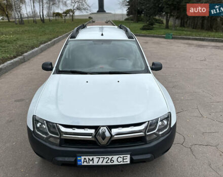 Белый Рено Дастер, объемом двигателя 1.46 л и пробегом 294 тыс. км за 9500 $, фото 6 на Automoto.ua