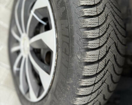 Белый Рено Дастер, объемом двигателя 1.5 л и пробегом 218 тыс. км за 9500 $, фото 25 на Automoto.ua