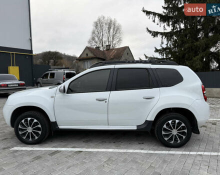 Белый Рено Дастер, объемом двигателя 1.5 л и пробегом 218 тыс. км за 9500 $, фото 3 на Automoto.ua