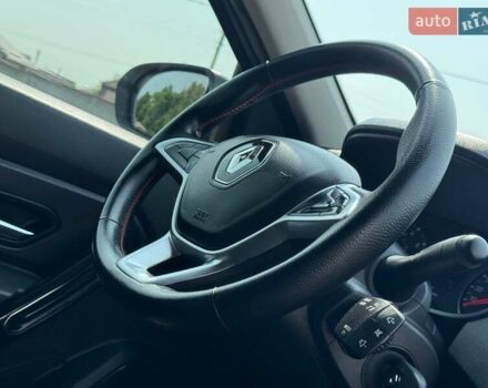 Білий Рено Дастер, об'ємом двигуна 1.46 л та пробігом 152 тис. км за 13650 $, фото 54 на Automoto.ua
