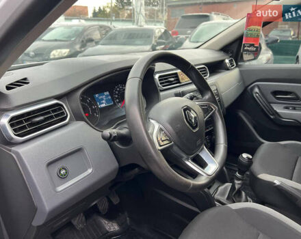 Белый Рено Дастер, объемом двигателя 1.6 л и пробегом 147 тыс. км за 13950 $, фото 16 на Automoto.ua