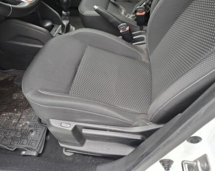 Белый Рено Дастер, объемом двигателя 1.5 л и пробегом 211 тыс. км за 16500 $, фото 20 на Automoto.ua