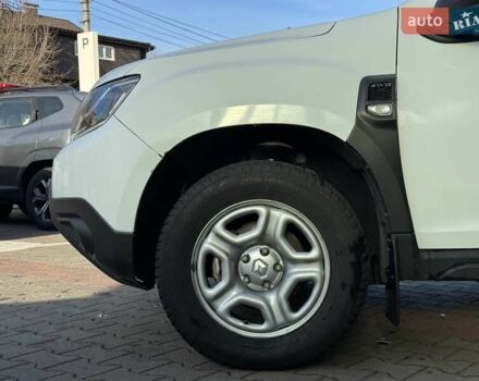 Белый Рено Дастер, объемом двигателя 1.5 л и пробегом 217 тыс. км за 11500 $, фото 4 на Automoto.ua
