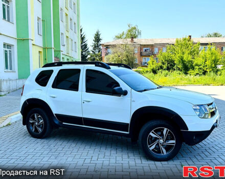 Белый Рено Дастер, объемом двигателя 1.5 л и пробегом 67 тыс. км за 14800 $, фото 2 на Automoto.ua
