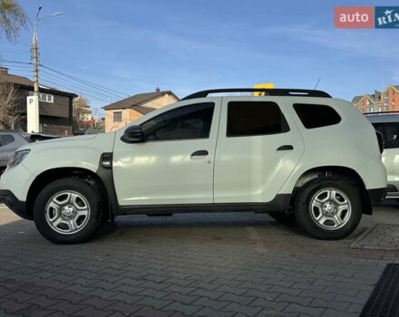 Белый Рено Дастер, объемом двигателя 1.5 л и пробегом 217 тыс. км за 11500 $, фото 3 на Automoto.ua