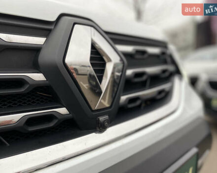 Білий Рено Дастер, об'ємом двигуна 1.5 л та пробігом 70 тис. км за 16200 $, фото 4 на Automoto.ua
