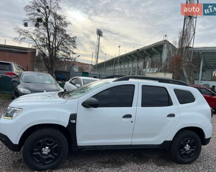 Белый Рено Дастер, объемом двигателя 1.6 л и пробегом 147 тыс. км за 13950 $, фото 4 на Automoto.ua