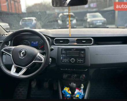 Білий Рено Дастер, об'ємом двигуна 1.6 л та пробігом 106 тис. км за 11500 $, фото 4 на Automoto.ua
