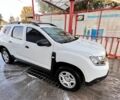 Белый Рено Дастер, объемом двигателя 1.6 л и пробегом 100 тыс. км за 13000 $, фото 2 на Automoto.ua