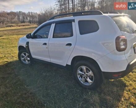 Белый Рено Дастер, объемом двигателя 1.6 л и пробегом 68 тыс. км за 14100 $, фото 1 на Automoto.ua