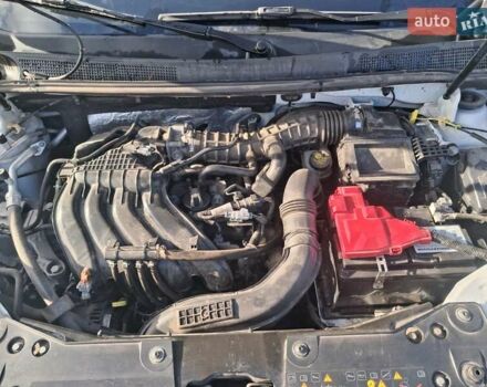 Белый Рено Дастер, объемом двигателя 1.6 л и пробегом 68 тыс. км за 14100 $, фото 7 на Automoto.ua