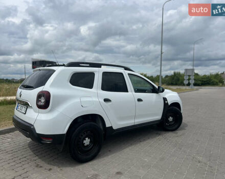 Білий Рено Дастер, об'ємом двигуна 1.46 л та пробігом 276 тис. км за 12500 $, фото 5 на Automoto.ua