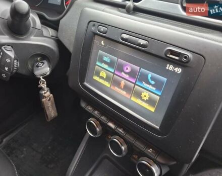 Білий Рено Дастер, об'ємом двигуна 1.46 л та пробігом 211 тис. км за 16500 $, фото 19 на Automoto.ua