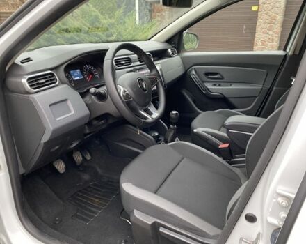 Білий Рено Дастер, об'ємом двигуна 1.5 л та пробігом 71 тис. км за 14700 $, фото 6 на Automoto.ua