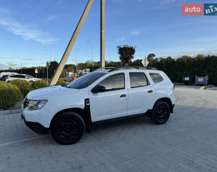 Белый Рено Дастер, объемом двигателя 1.46 л и пробегом 280 тыс. км за 12500 $, фото 1 на Automoto.ua