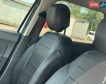 Білий Рено Дастер, об'ємом двигуна 1.46 л та пробігом 152 тис. км за 13650 $, фото 29 на Automoto.ua