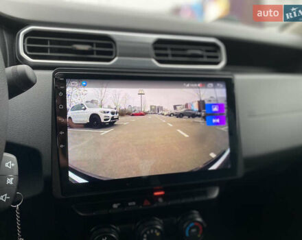 Білий Рено Дастер, об'ємом двигуна 1.5 л та пробігом 70 тис. км за 16200 $, фото 23 на Automoto.ua