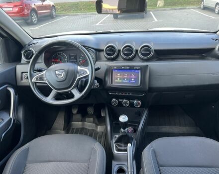 Белый Рено Дастер, объемом двигателя 1.5 л и пробегом 184 тыс. км за 13599 $, фото 7 на Automoto.ua