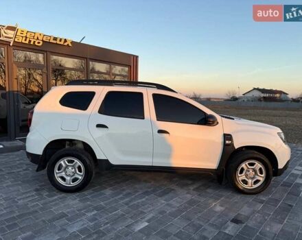 Белый Рено Дастер, объемом двигателя 1.5 л и пробегом 228 тыс. км за 14199 $, фото 8 на Automoto.ua