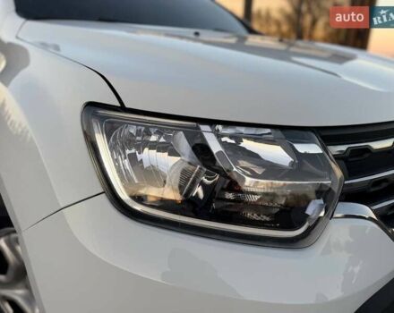 Белый Рено Дастер, объемом двигателя 1.5 л и пробегом 228 тыс. км за 14199 $, фото 30 на Automoto.ua