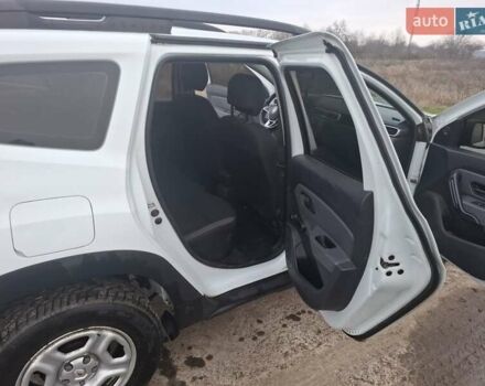 Белый Рено Дастер, объемом двигателя 1.5 л и пробегом 215 тыс. км за 14500 $, фото 18 на Automoto.ua