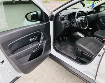 Белый Рено Дастер, объемом двигателя 1.5 л и пробегом 154 тыс. км за 15200 $, фото 9 на Automoto.ua