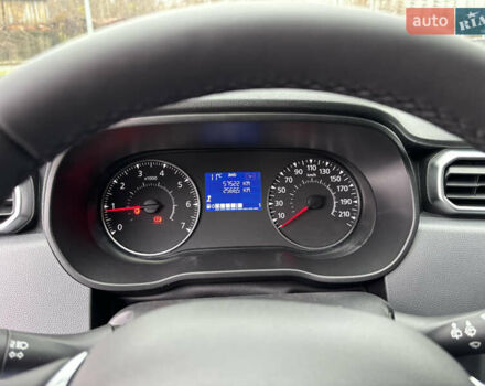 Білий Рено Дастер, об'ємом двигуна 1.46 л та пробігом 57 тис. км за 14800 $, фото 15 на Automoto.ua