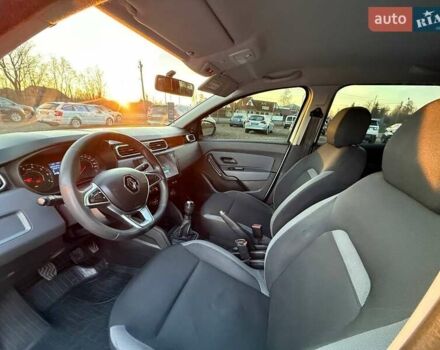 Белый Рено Дастер, объемом двигателя 1.5 л и пробегом 228 тыс. км за 14199 $, фото 12 на Automoto.ua