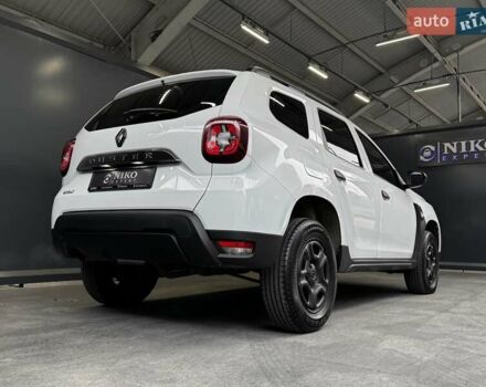 Білий Рено Дастер, об'ємом двигуна 1.6 л та пробігом 231 тис. км за 12500 $, фото 16 на Automoto.ua