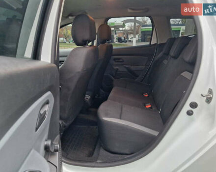 Белый Рено Дастер, объемом двигателя 1.5 л и пробегом 87 тыс. км за 15500 $, фото 8 на Automoto.ua