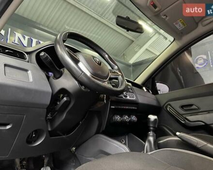 Білий Рено Дастер, об'ємом двигуна 1.6 л та пробігом 231 тис. км за 12500 $, фото 30 на Automoto.ua