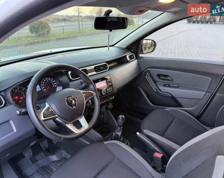 Білий Рено Дастер, об'ємом двигуна 1.5 л та пробігом 152 тис. км за 14999 $, фото 13 на Automoto.ua