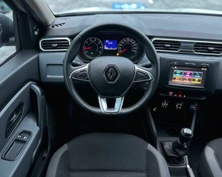 Білий Рено Дастер, об'ємом двигуна 1.6 л та пробігом 97 тис. км за 12790 $, фото 13 на Automoto.ua