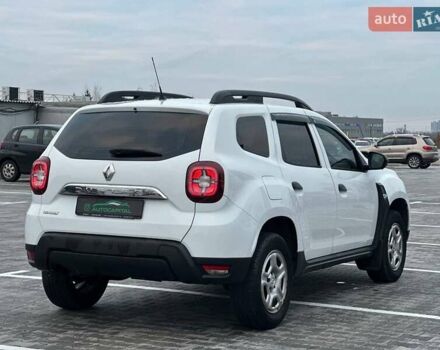 Білий Рено Дастер, об'ємом двигуна 1.6 л та пробігом 97 тис. км за 12790 $, фото 17 на Automoto.ua