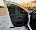 Белый Рено Дастер, объемом двигателя 1.5 л и пробегом 228 тыс. км за 14199 $, фото 9 на Automoto.ua