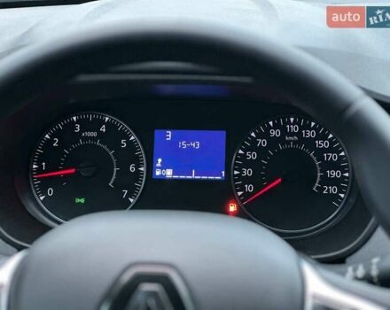 Білий Рено Дастер, об'ємом двигуна 1.6 л та пробігом 97 тис. км за 12790 $, фото 13 на Automoto.ua